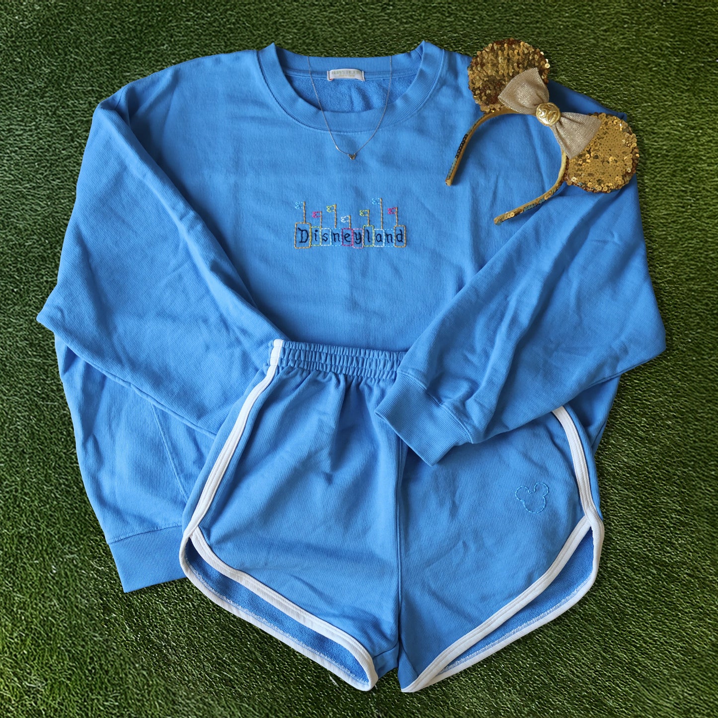 Disneyland Sweatshirt & Shorts Set