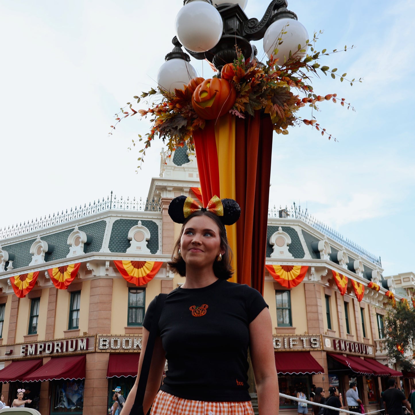 Mickey Pumpkin Mini Tee